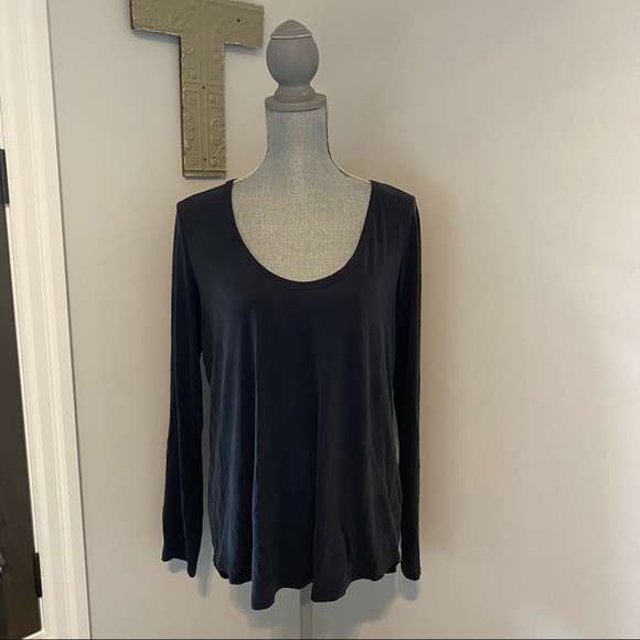 Wilfred Free by Aritzia long sleeve modal shirt